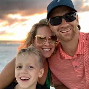 Meet your Posher, Vicky